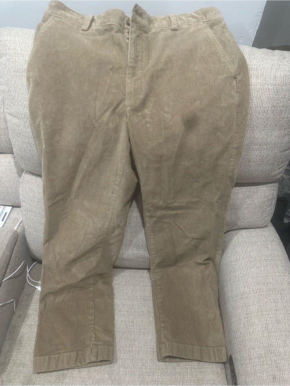 L.L. Bean Men's Corduroy Pants in Khaki Brown
